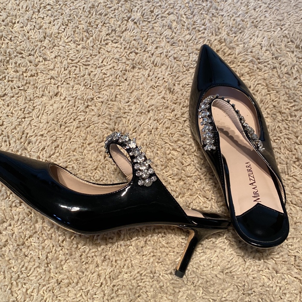 Black heels - Picture 2 of 3